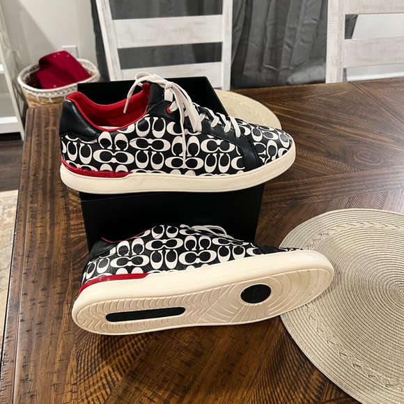 Men’s Coach tennis shoes size 12 - Picture 2 of 4